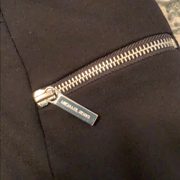 Like New Michael Kors Skirt - Picture 2 of 4